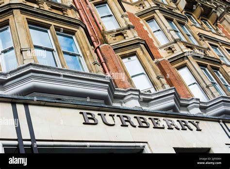 burberry europe store